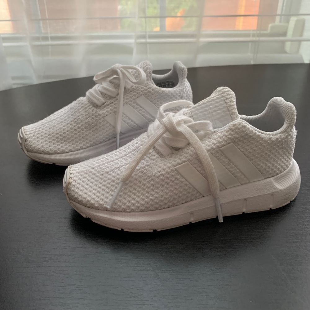 Girls Adidas Shoes Size 9